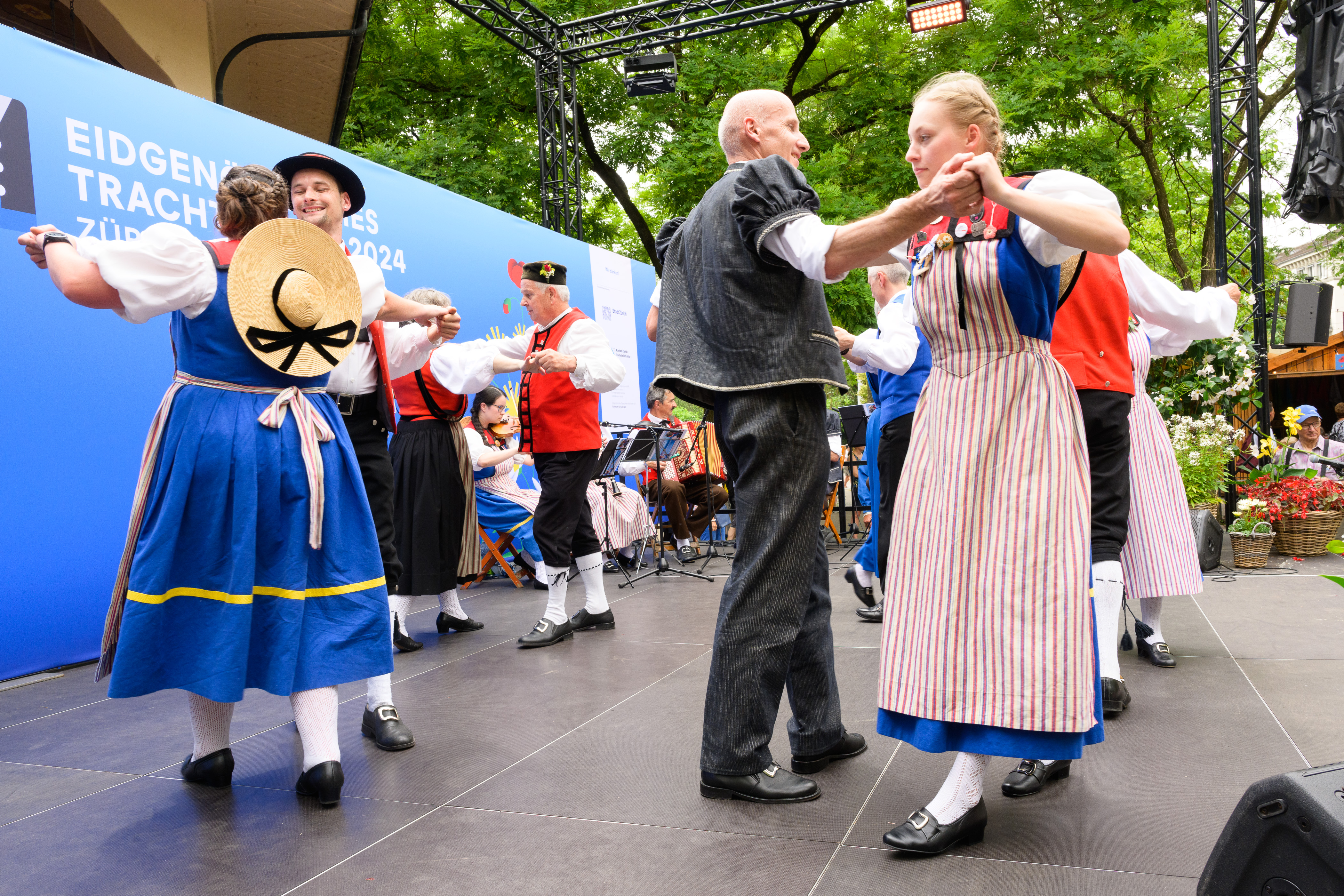 Samstag auf dem Bürkliplatz
