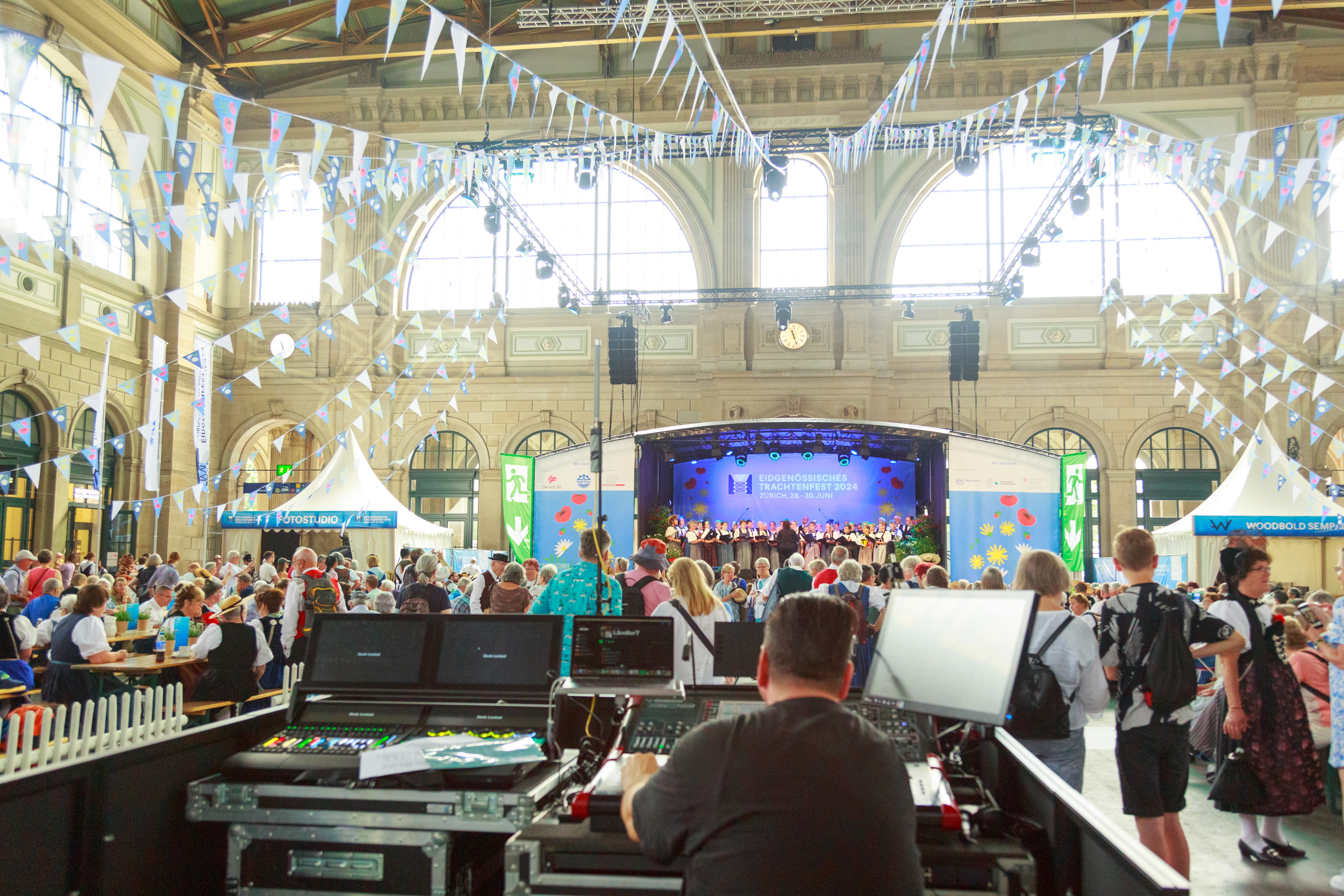 Samstag im Hauptbahnhof