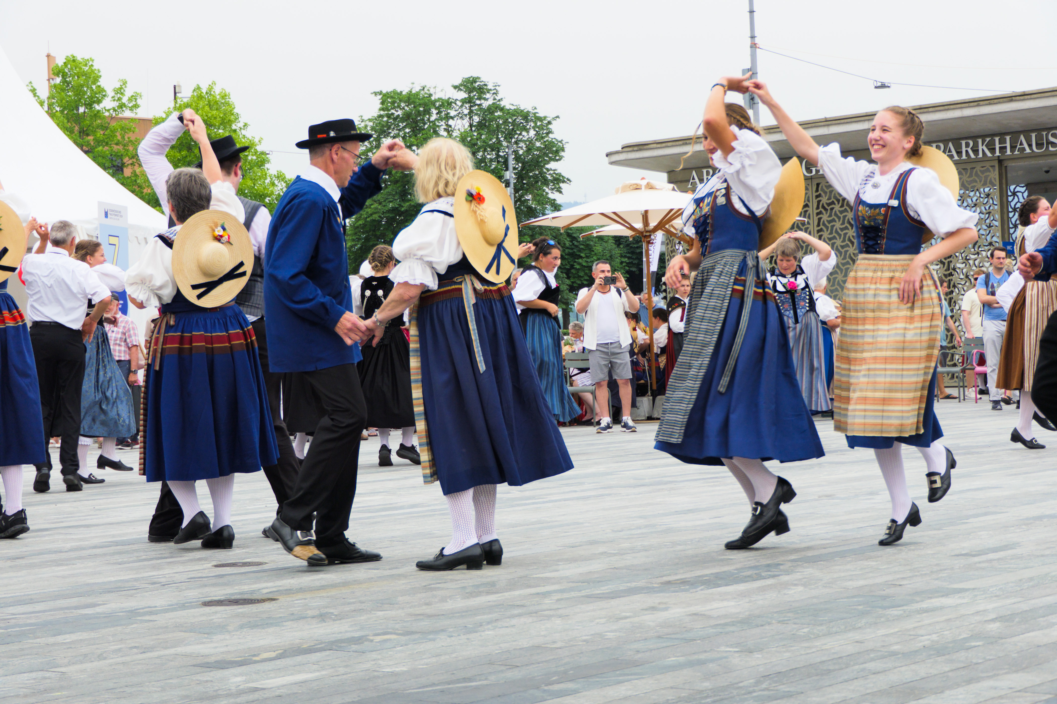 Samstag auf dem Sechseläutenplatz
