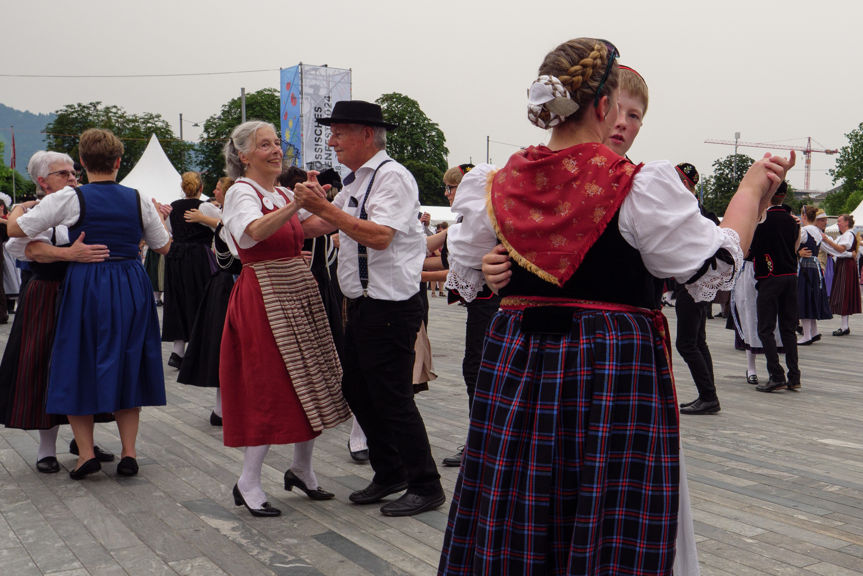 Samstag auf dem Sechseläutenplatz