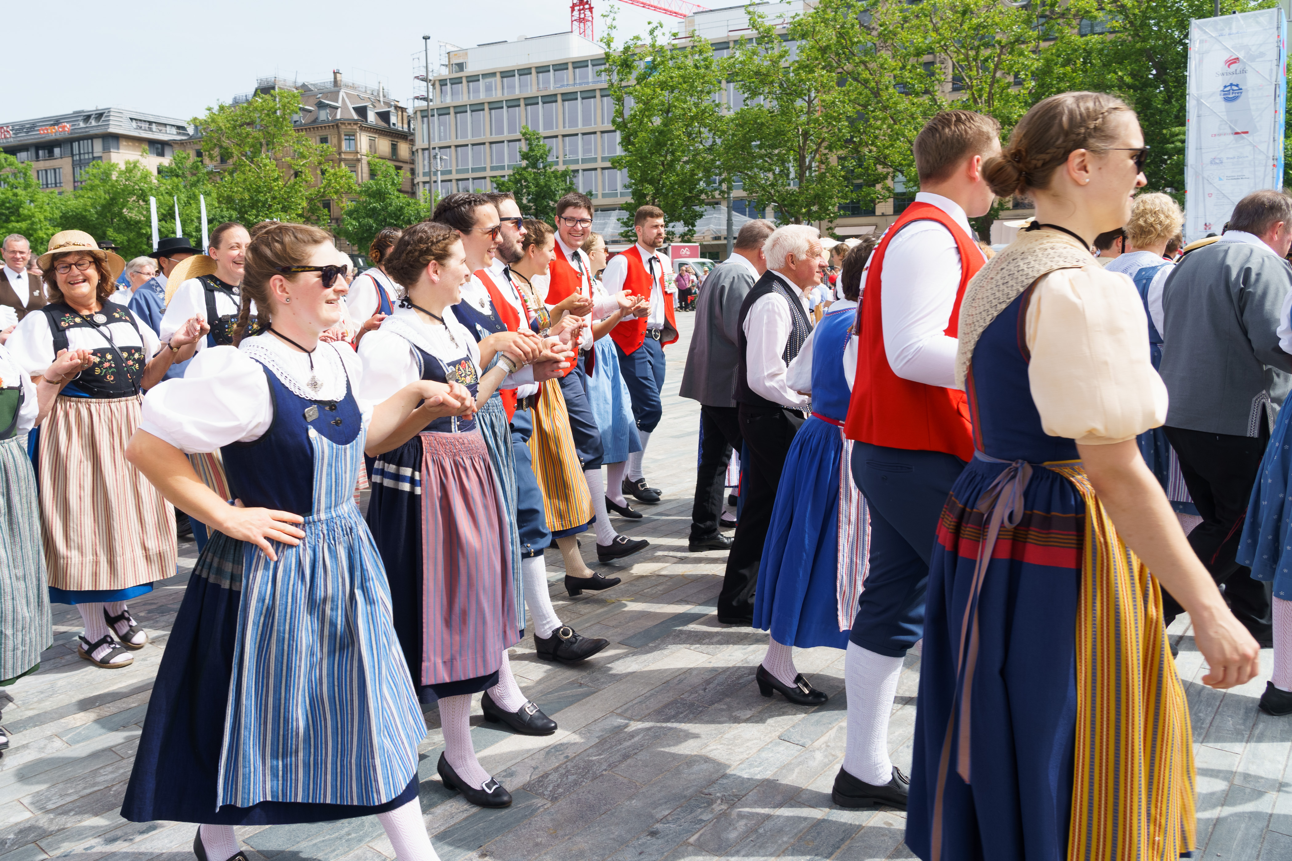 Samstag auf dem Sechseläutenplatz