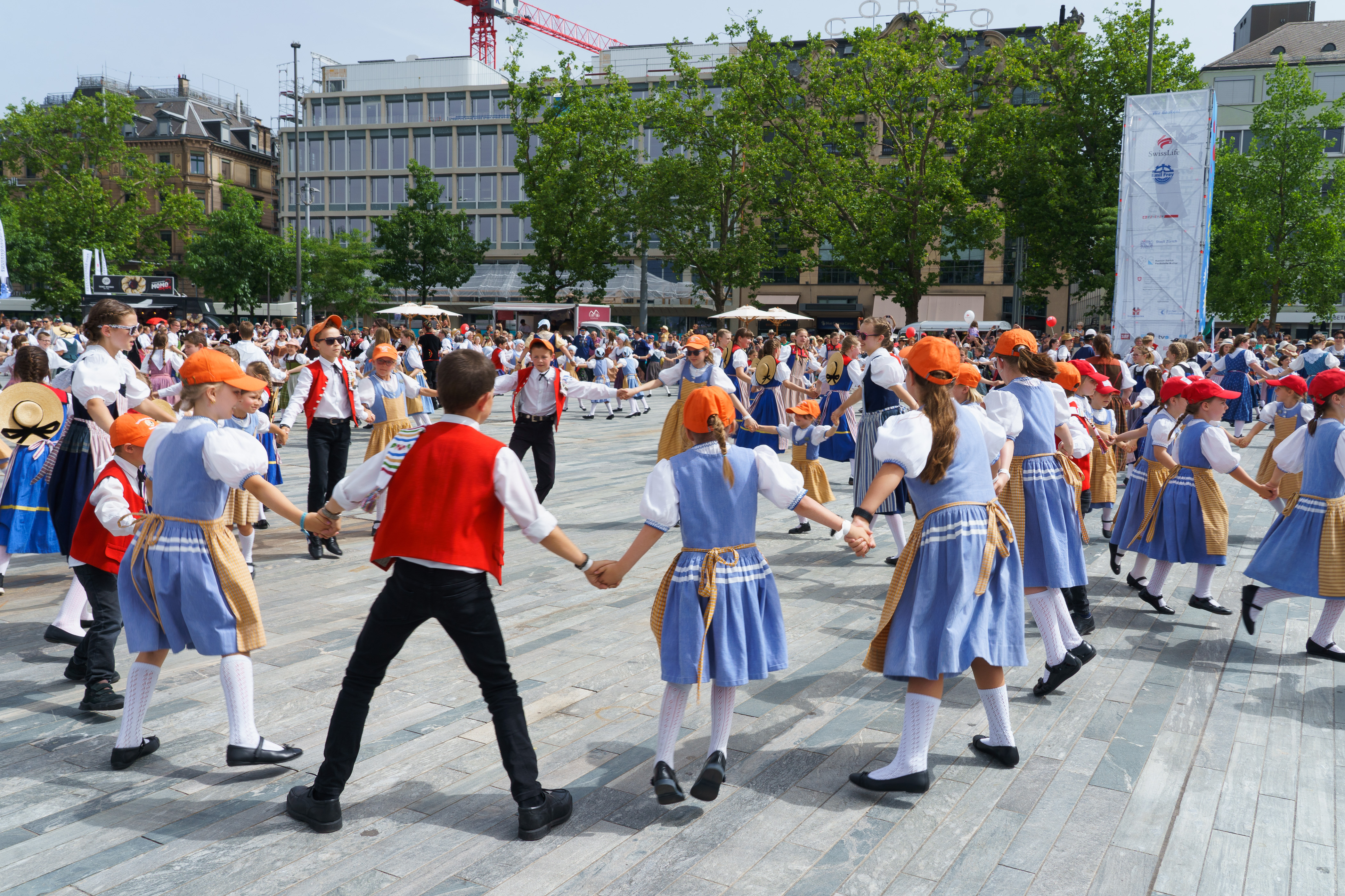 Samstag auf dem Sechseläutenplatz