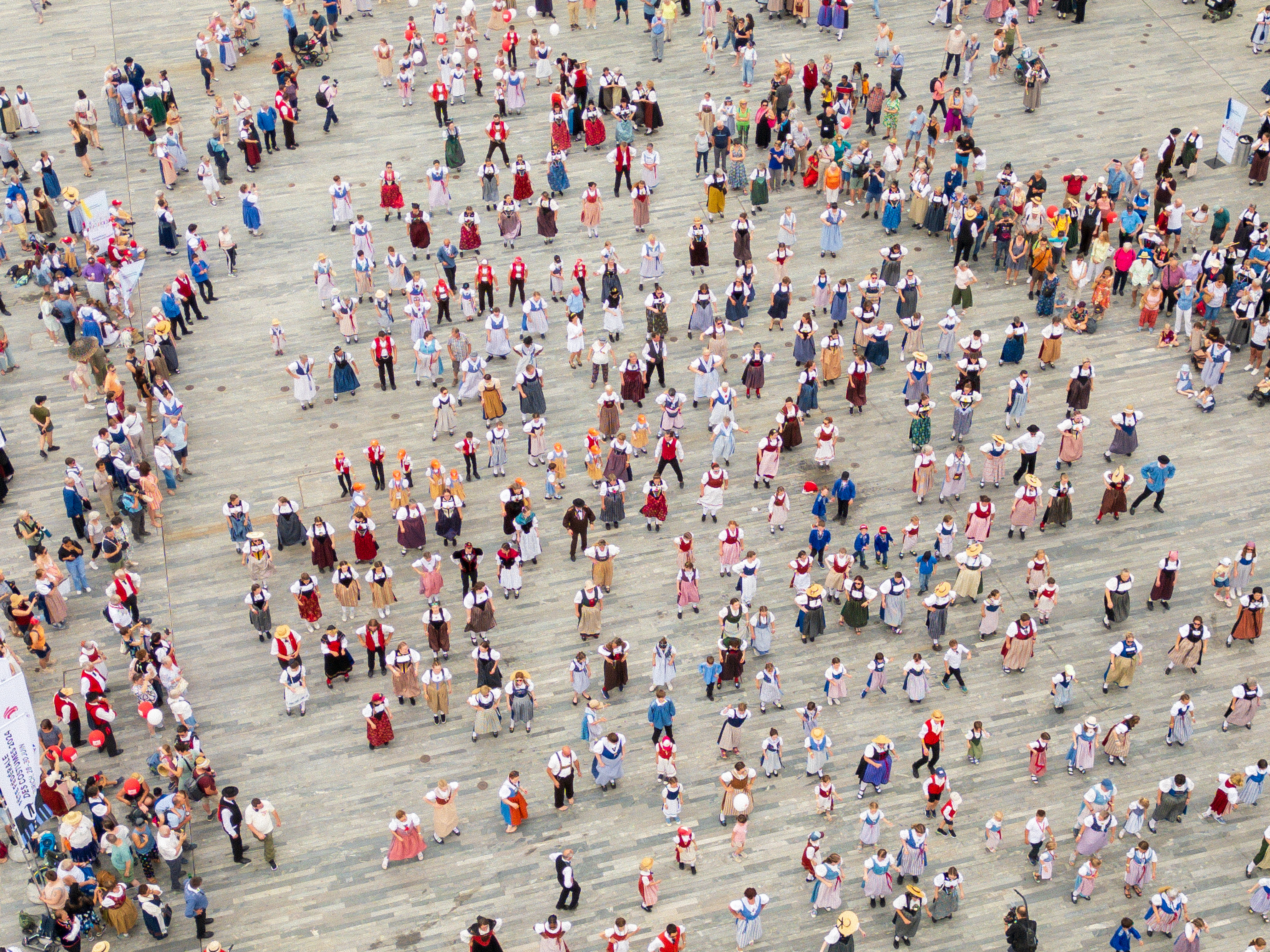 Samstag auf dem Sechseläutenplatz