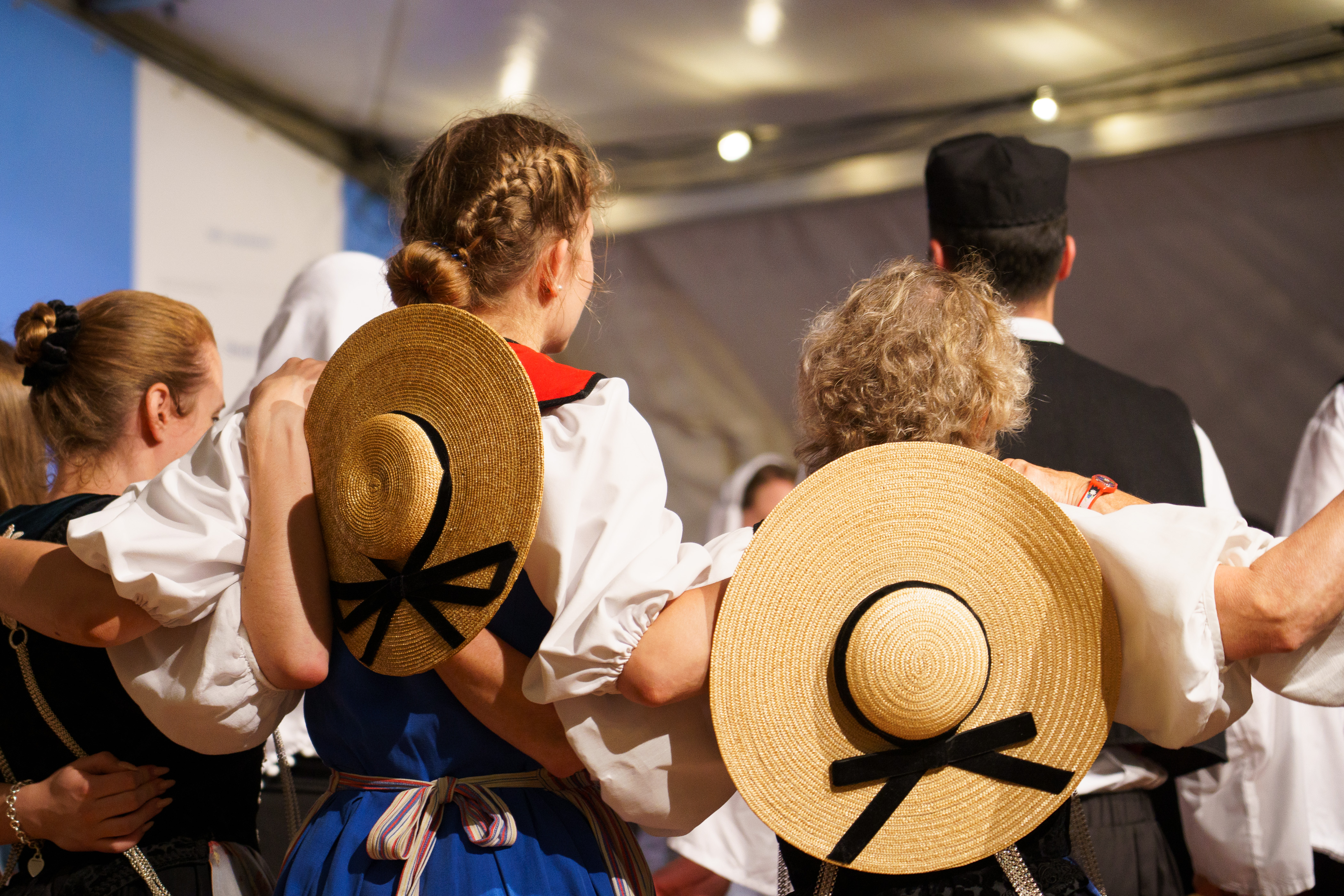 Internationale Volkstanzgala auf dem Lindenhof
