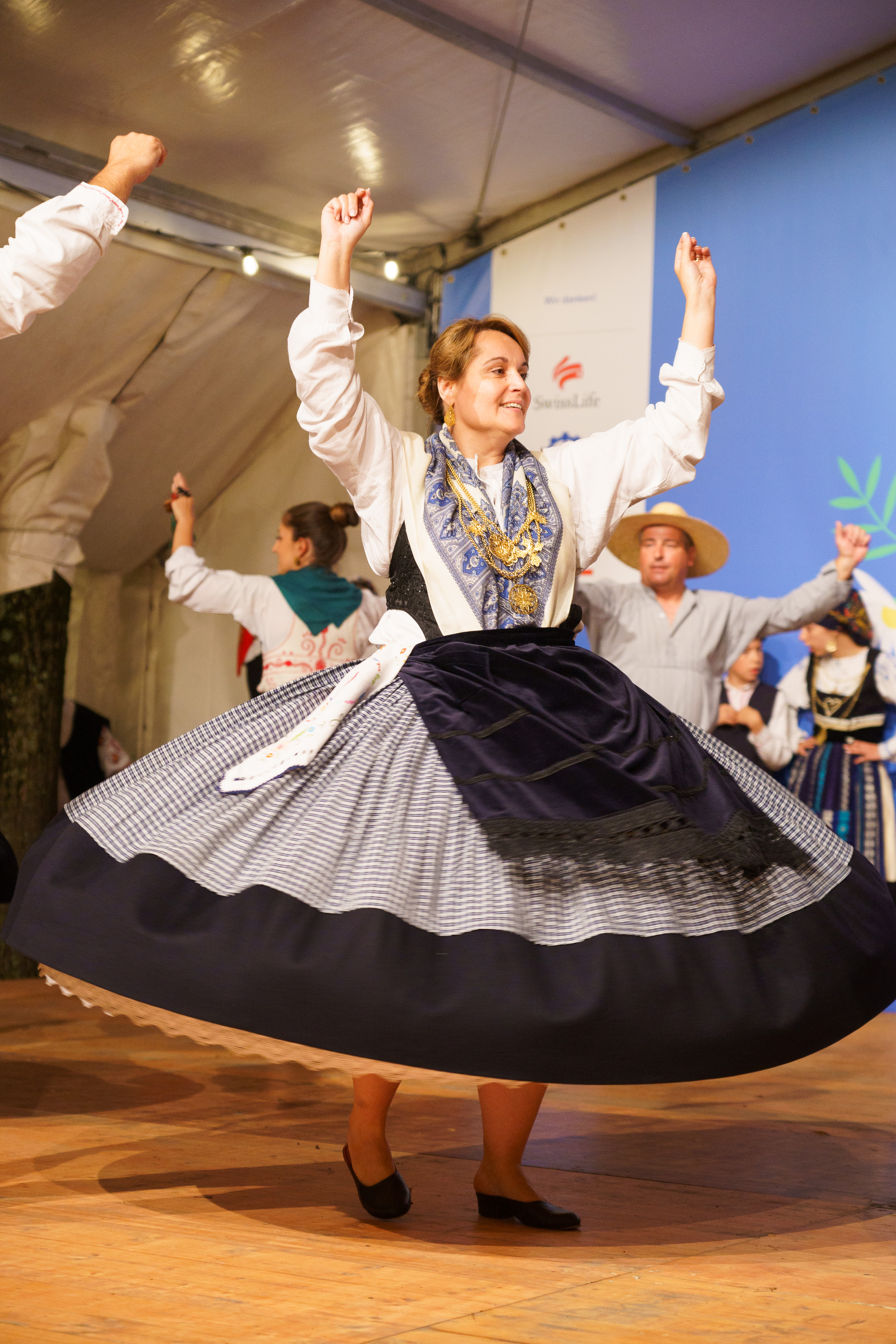 Internationale Volkstanzgala auf dem Lindenhof