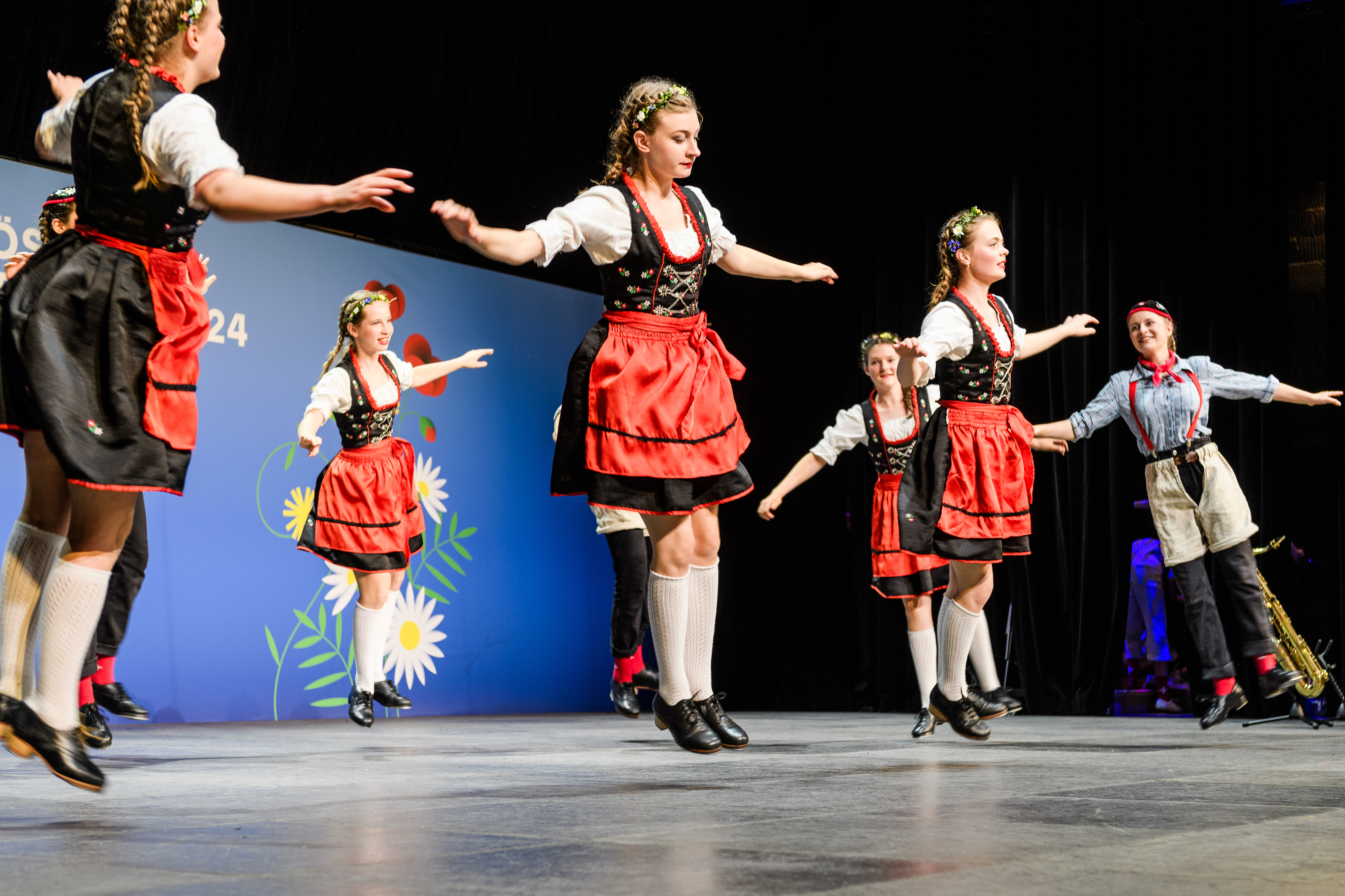 Volkstanzgala-im-Kongresshaus