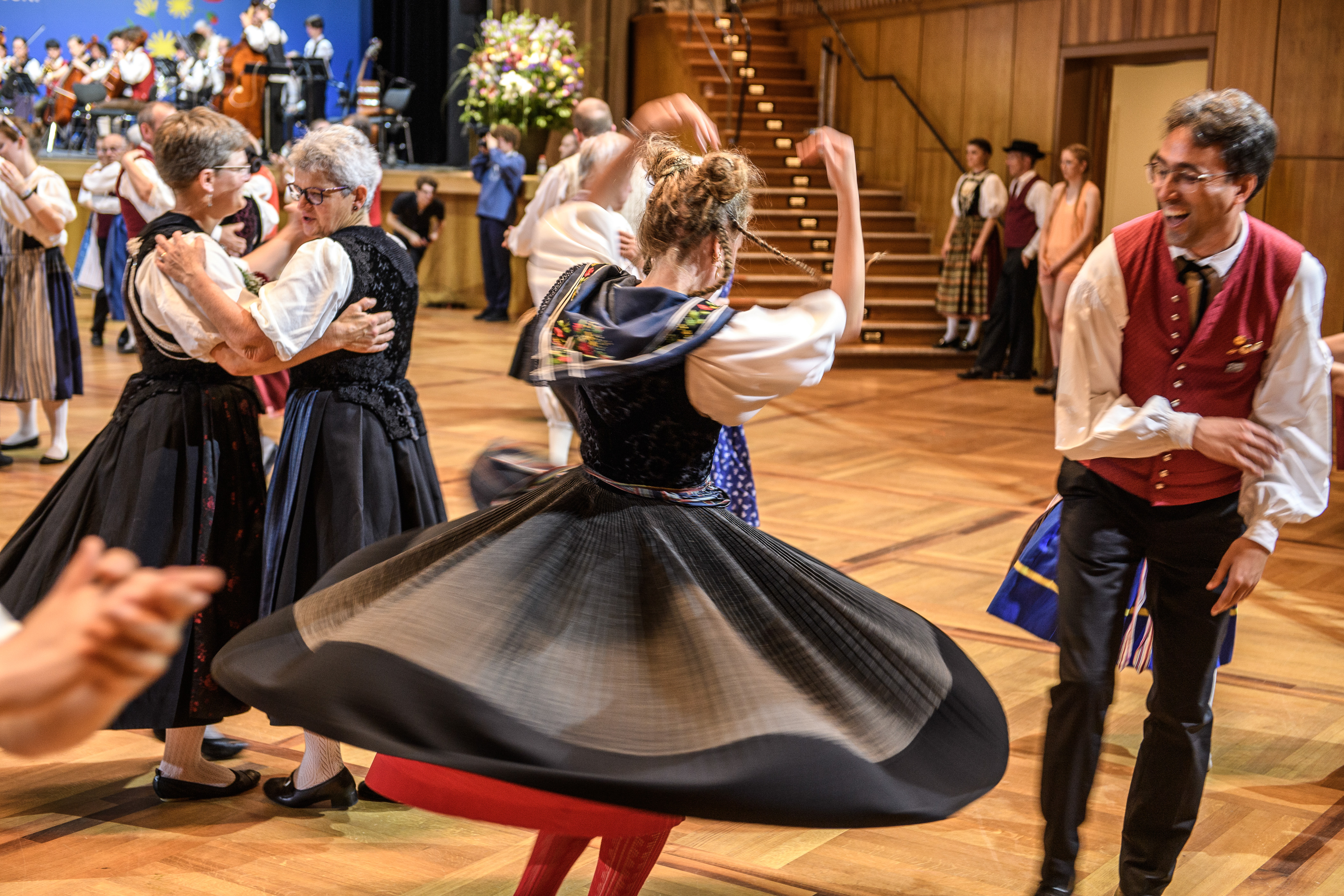 Volkstanzgala-im-Kongresshaus