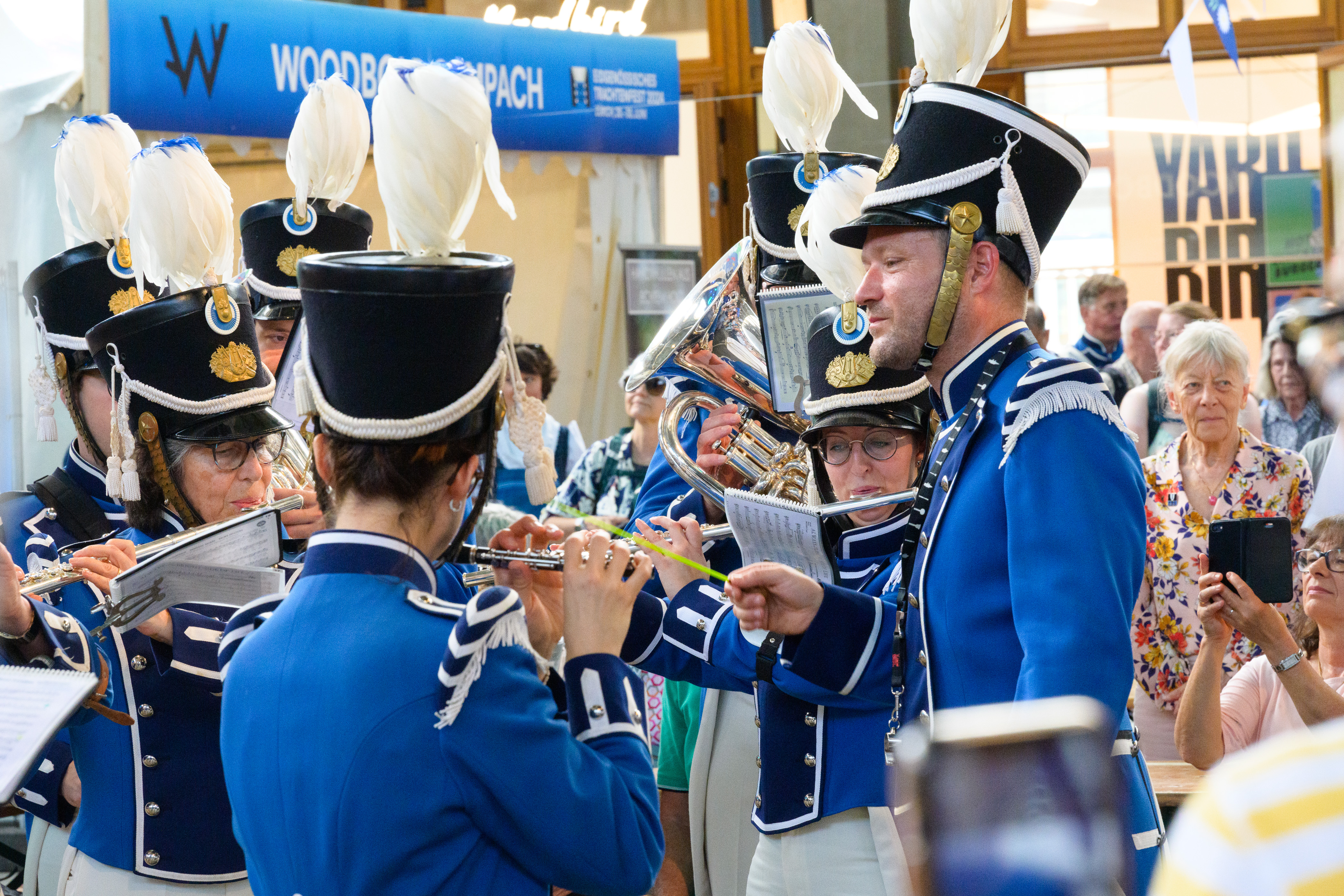 unterwegs zur Delegiertenversammlung in der Kirche St. Peter