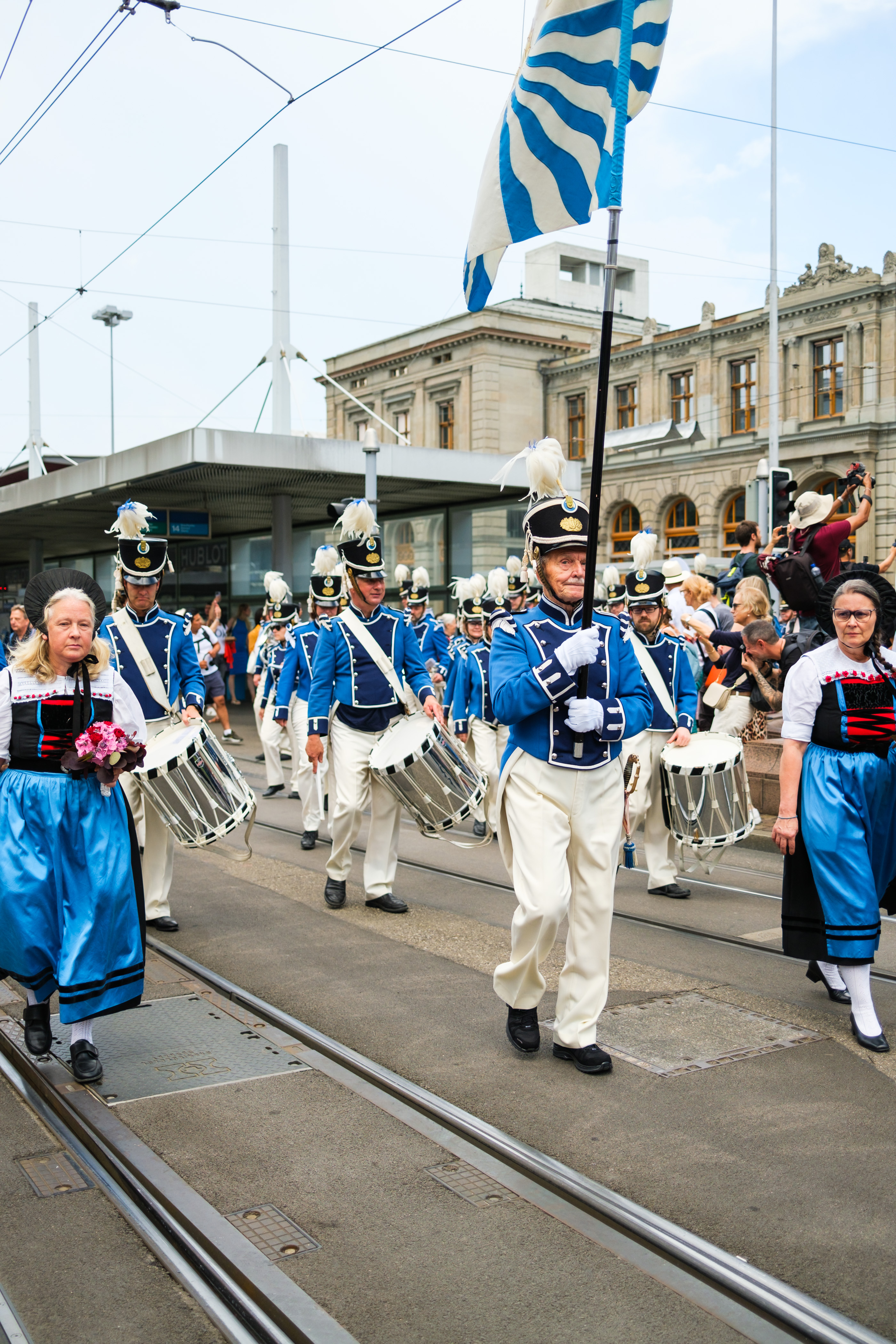 unterwegs zur Delegiertenversammlung in der Kirche St. Peter