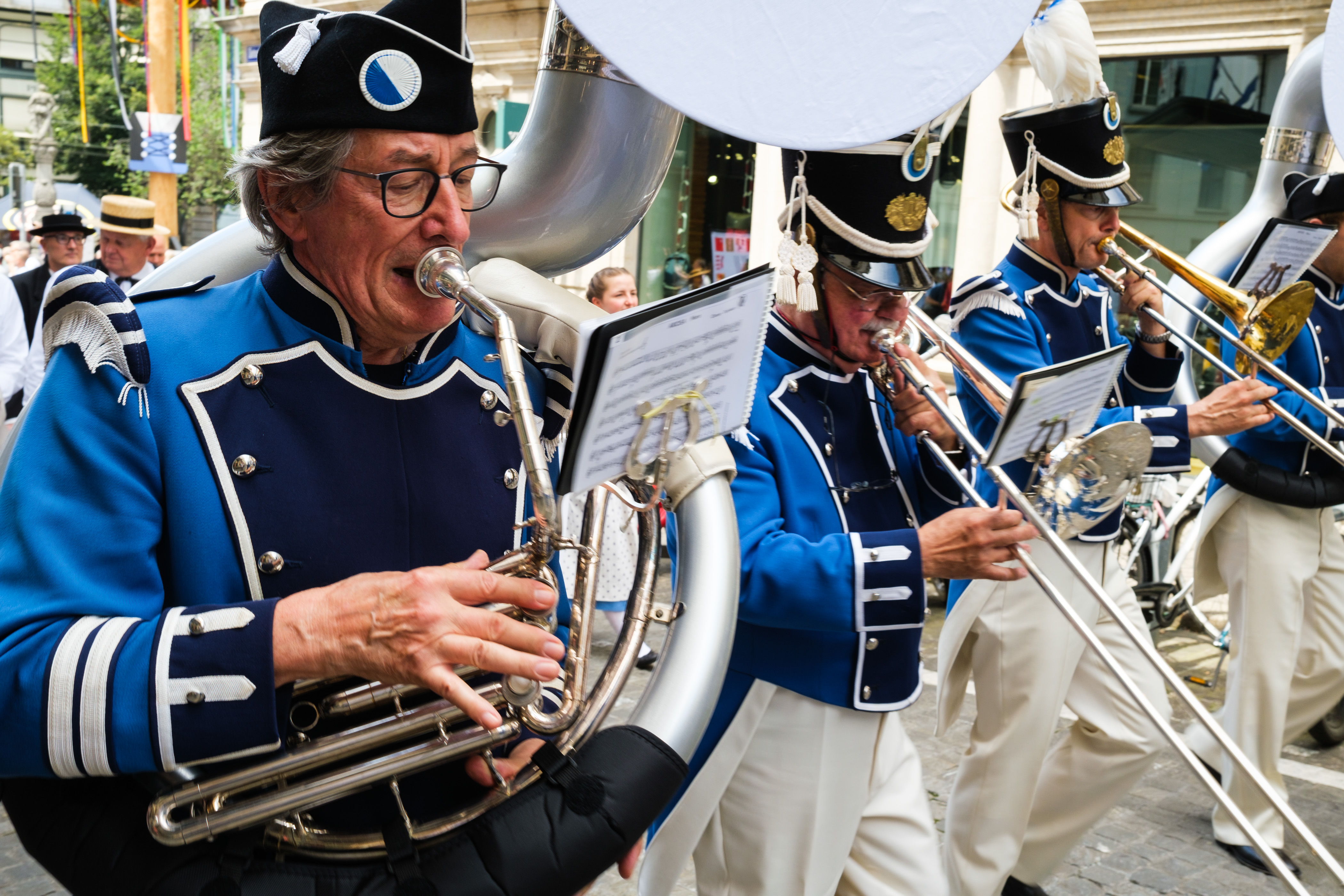 unterwegs zur Delegiertenversammlung in der Kirche St. Peter