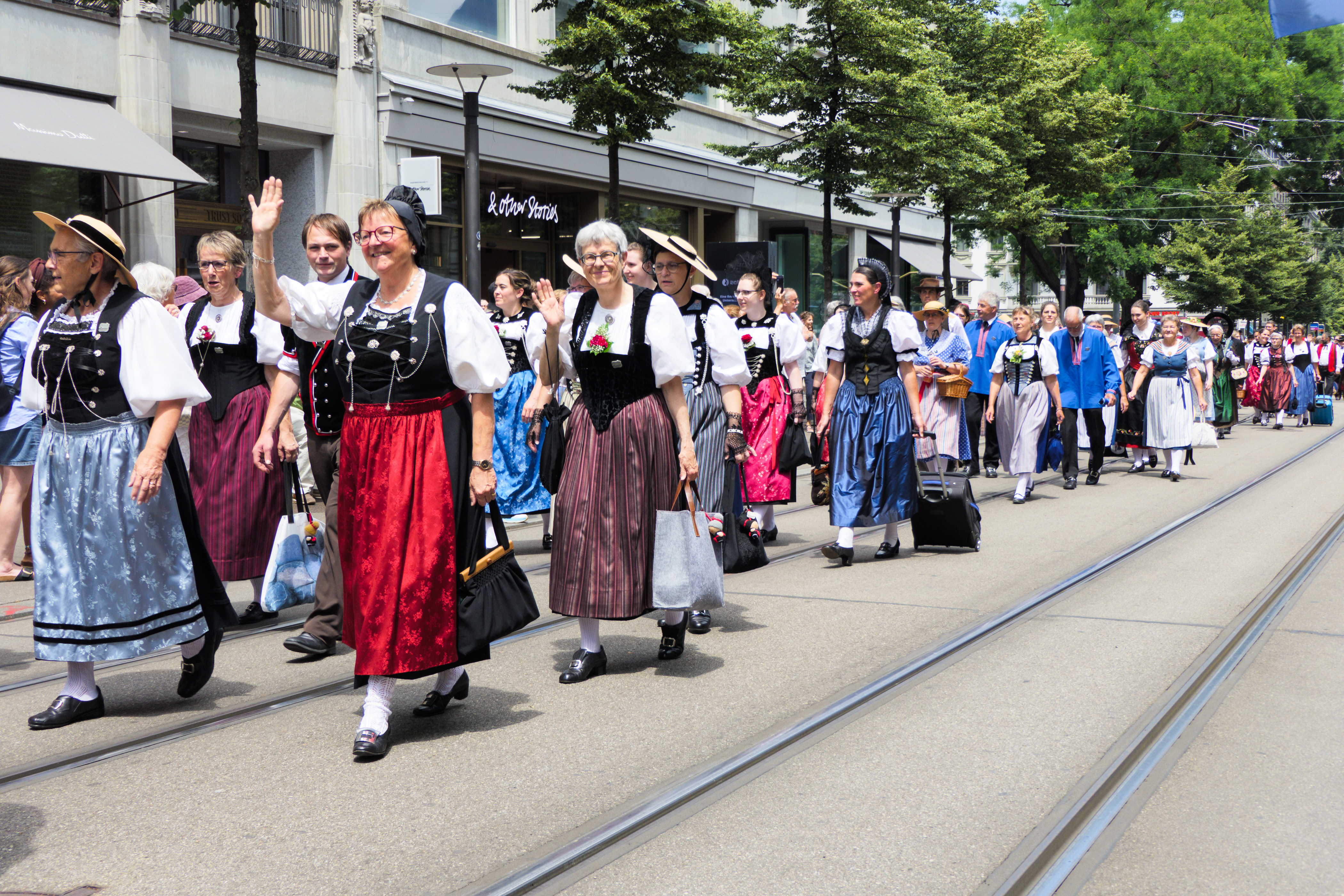 unterwegs zur Delegiertenversammlung in der Kirche St. Peter